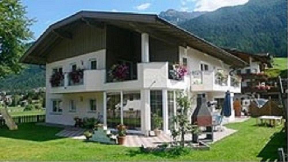 Landhaus Julian Neustift im Stubaital Εξωτερικό φωτογραφία